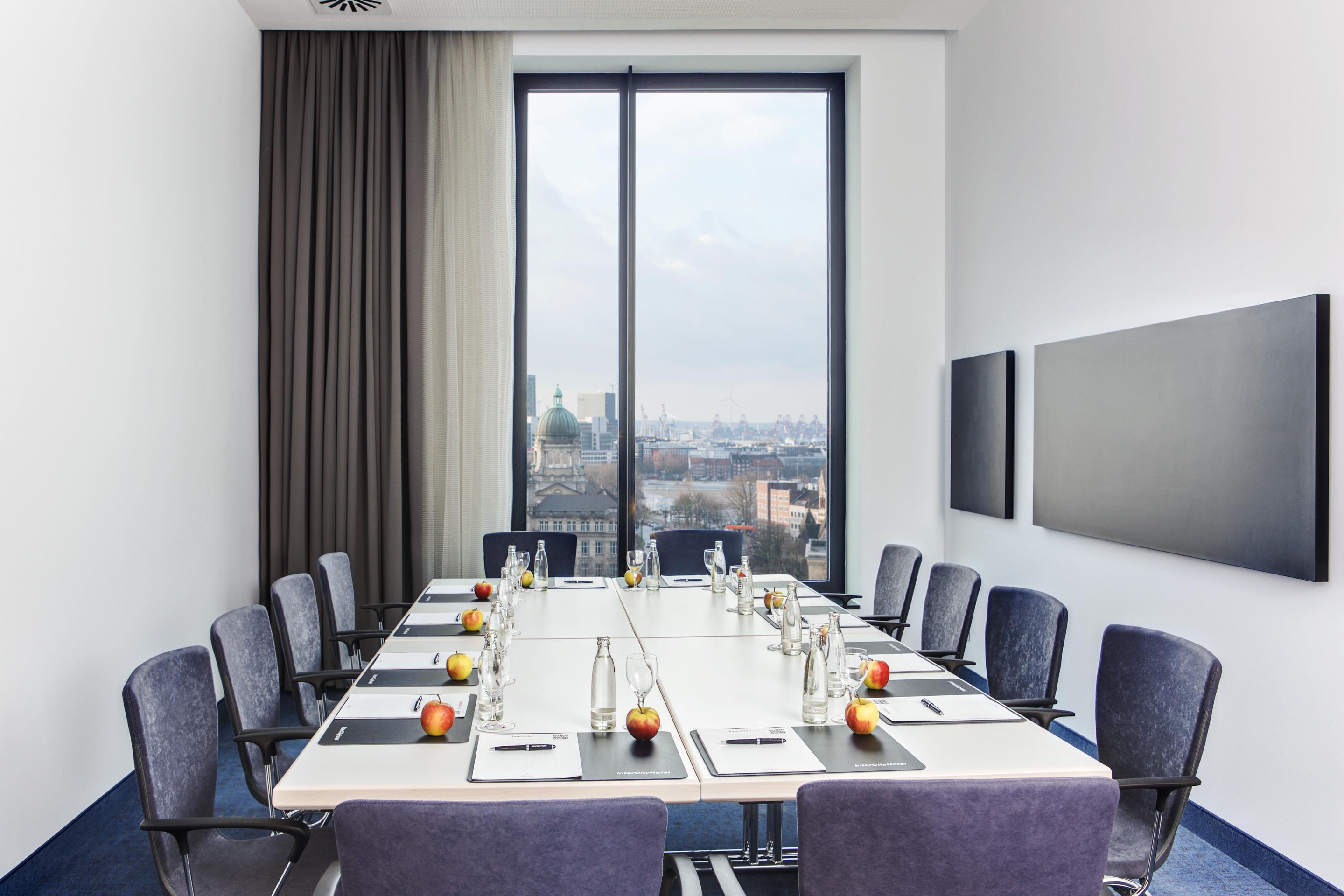 Intercityhotel Hamburg Dammtor-Messe Exteriör bild