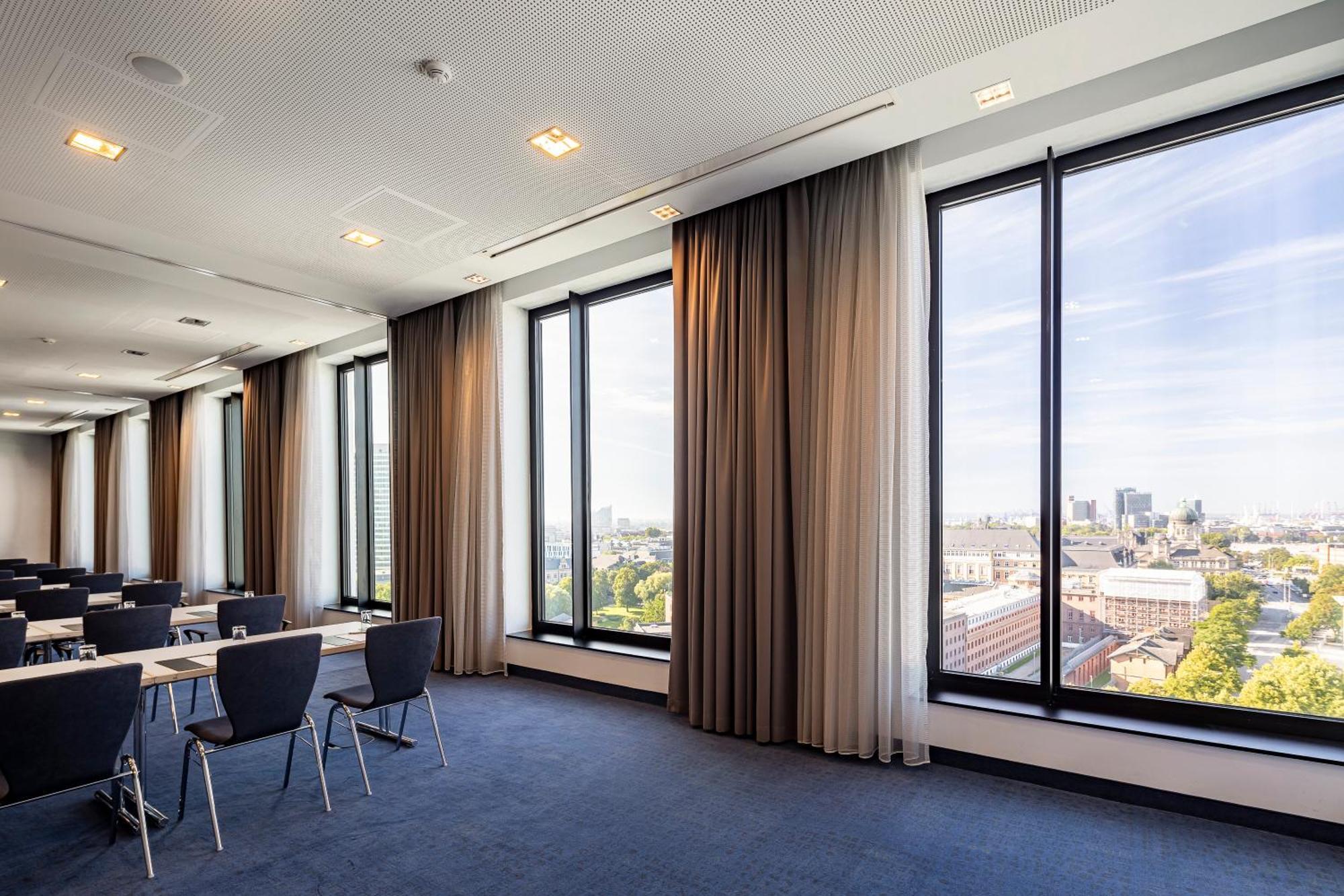 Intercityhotel Hamburg Dammtor-Messe Exteriör bild