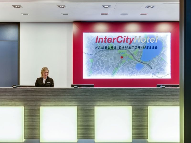 Intercityhotel Hamburg Dammtor-Messe Exteriör bild