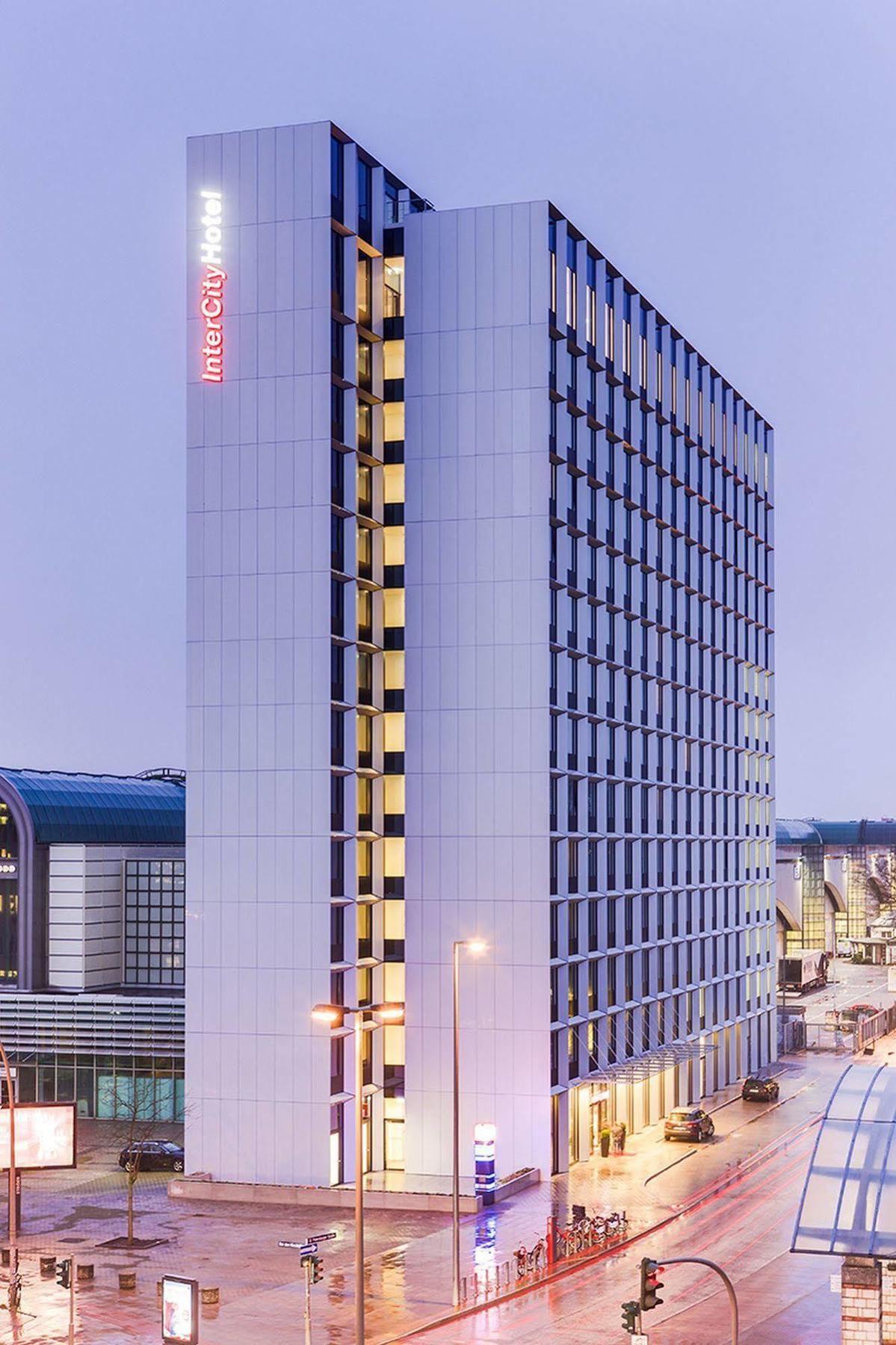Intercityhotel Hamburg Dammtor-Messe Exteriör bild